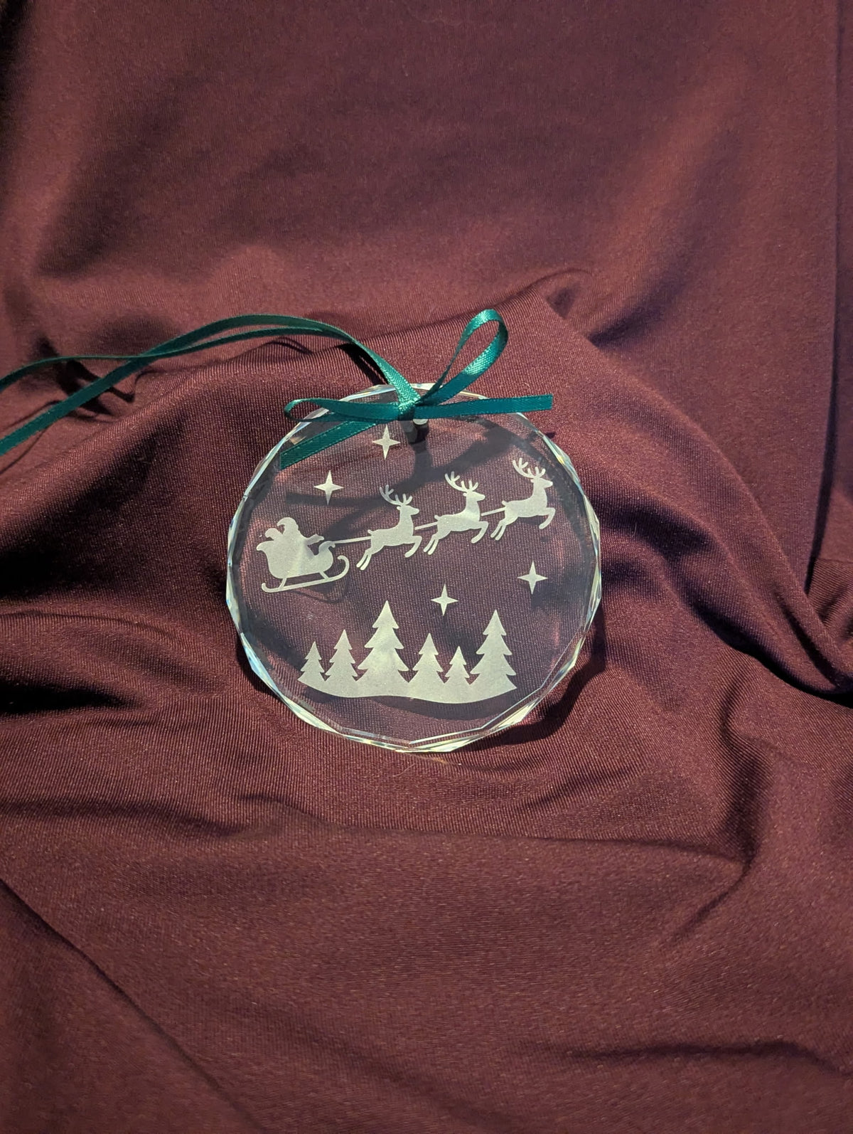 Glas ornament med Julmotiv